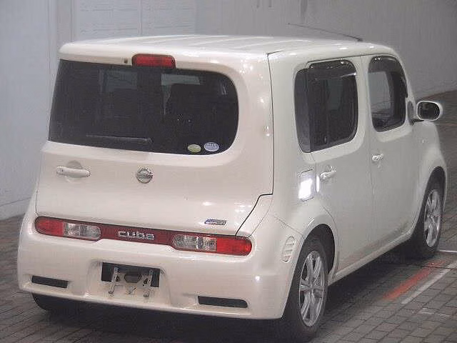 NISSAN CUBE