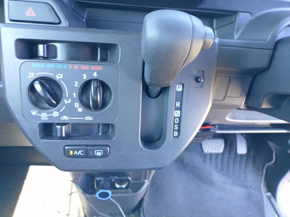 Daihatsu Hijet Caddie