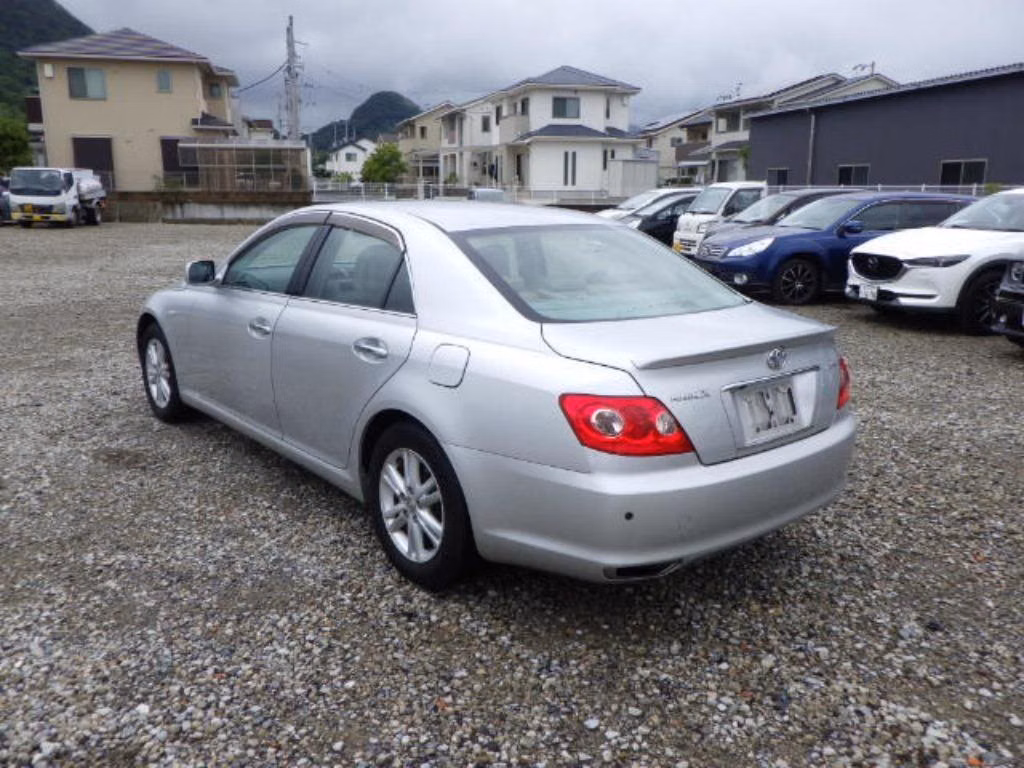 TOYOTA MARK X