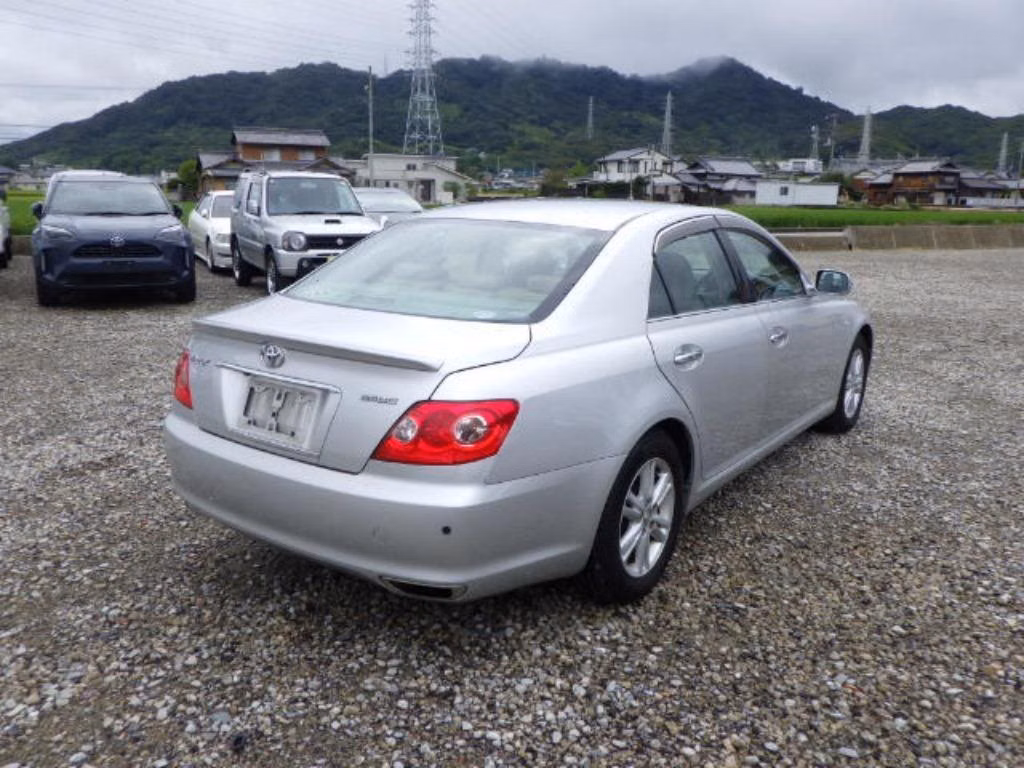 TOYOTA MARK X