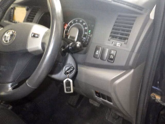 TOYOTA ISIS