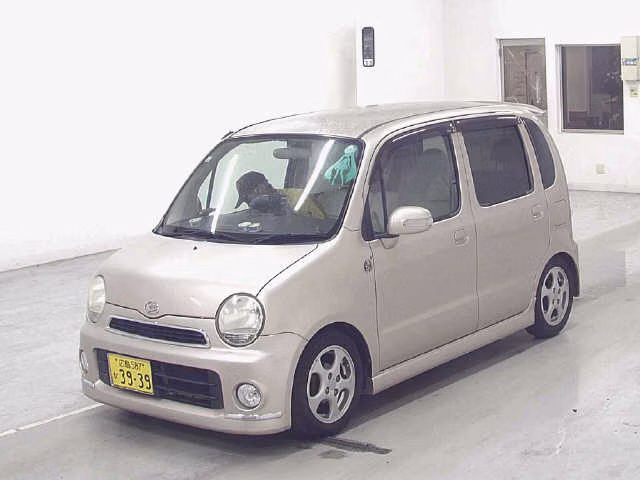 DAIHATSU MOVE LATTE