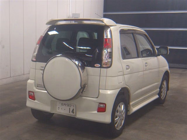 DAIHATSU TERIOS KID