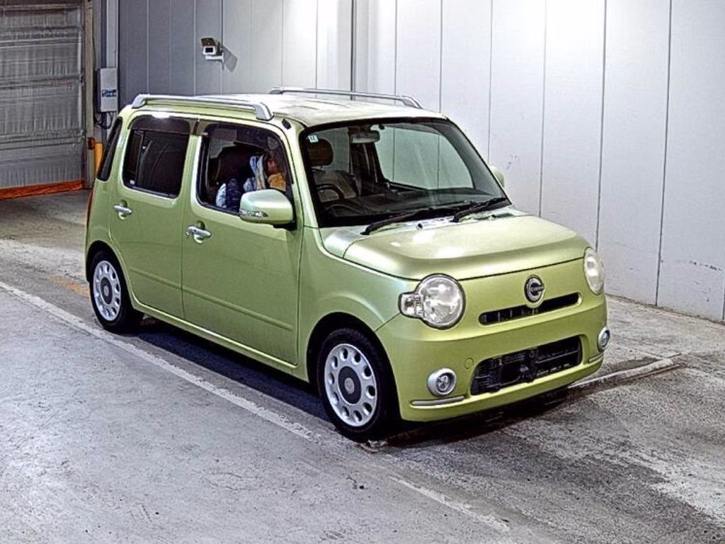 Daihatsu Mira Cocoa