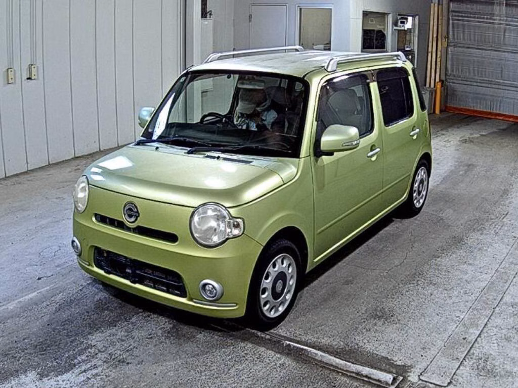 Daihatsu Mira Cocoa