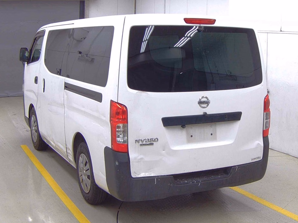 NISSAN NV350 CARAVAN