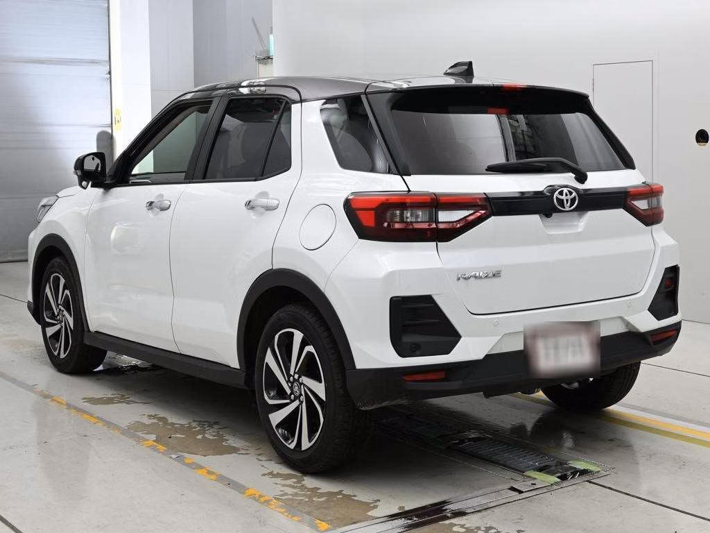 TOYOTA RAIZE