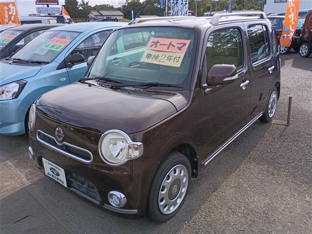 DAIHATSU MIRA COCOA