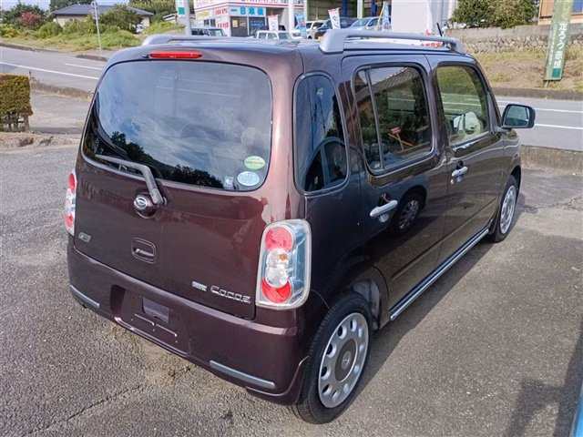 DAIHATSU MIRA COCOA