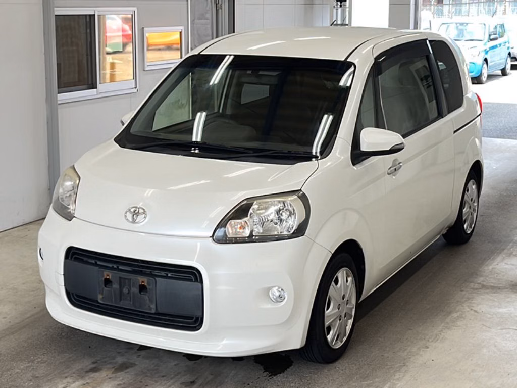TOYOTA PORTE