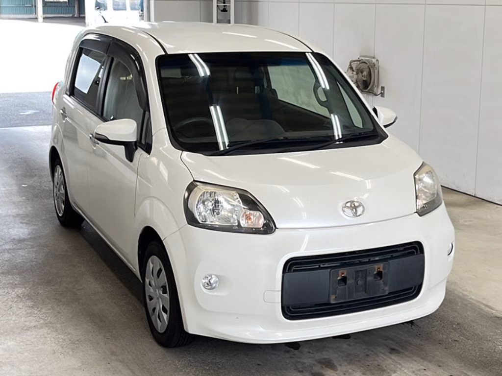TOYOTA PORTE