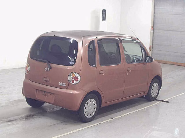 DAIHATSU MOVE LATTE