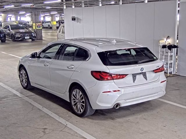 BMW 1-SERIES