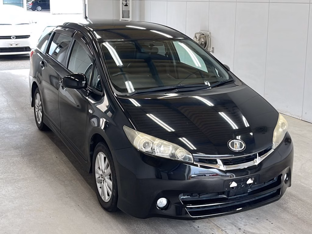 TOYOTA WISH