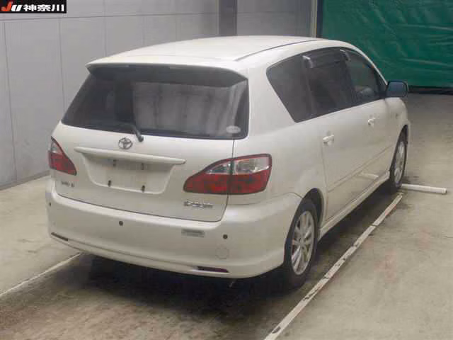 Toyota Ipsum