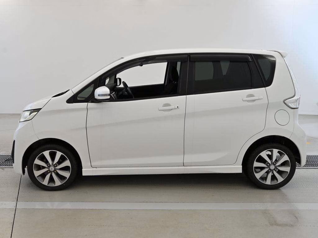 MITSUBISHI EK CUSTOM