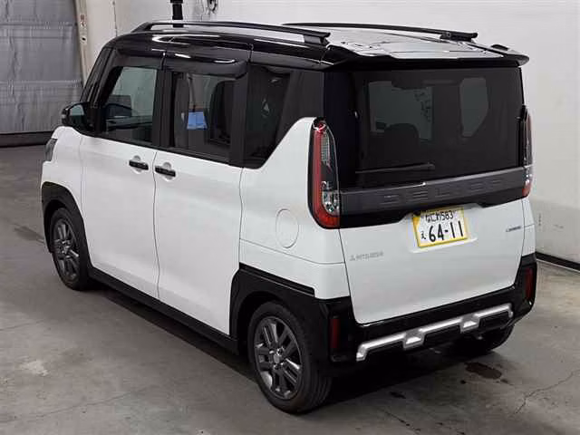 MITSUBISHI DELICA MINI