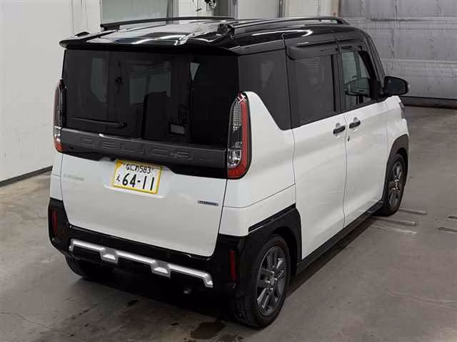 MITSUBISHI DELICA MINI