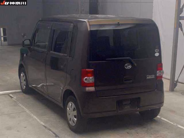 DAIHATSU MOVE CONTE