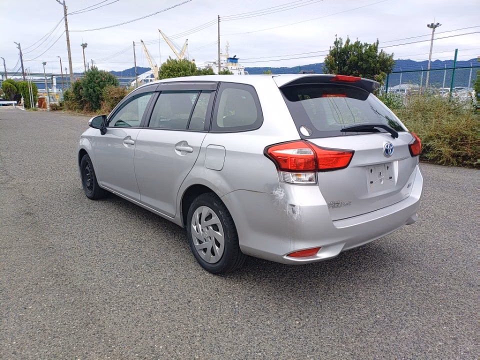 TOYOTA COROLLA FIELDER