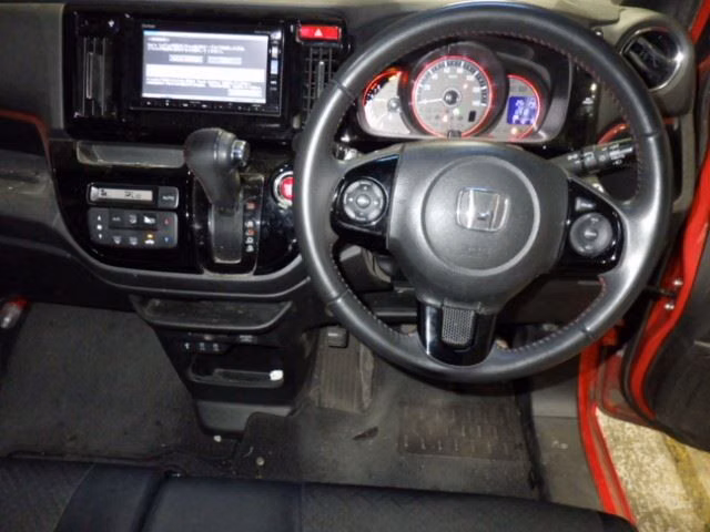HONDA N-WGN