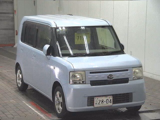 DAIHATSU MOVE CONTE