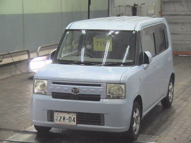 DAIHATSU MOVE CONTE