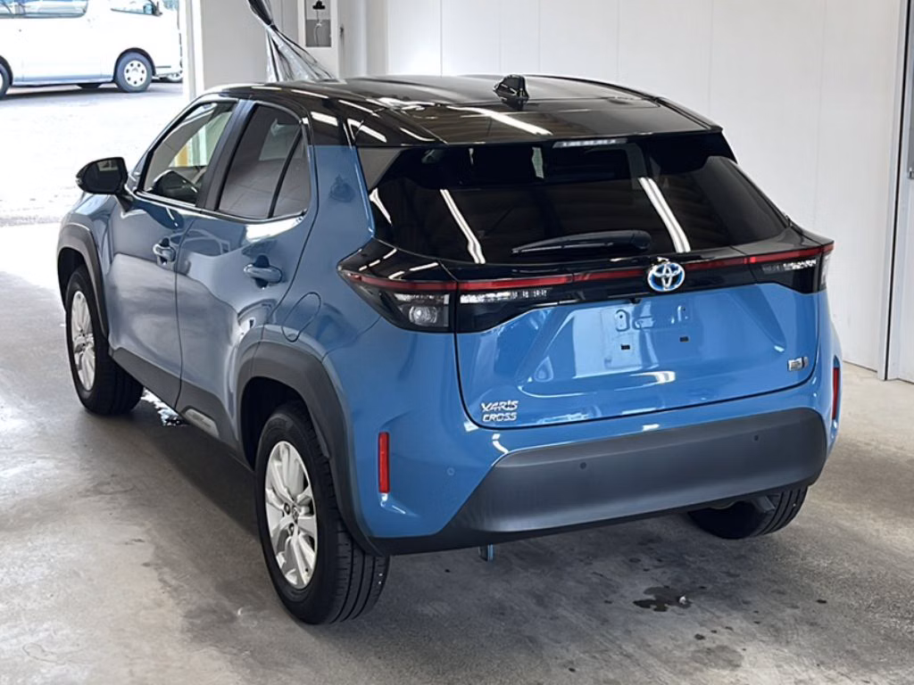 TOYOTA YARIS CROSS
