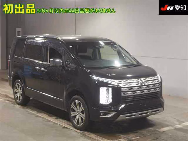 Mitsubishi Delica D:5