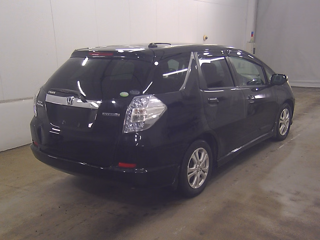 HONDA FIT SHUTTLE