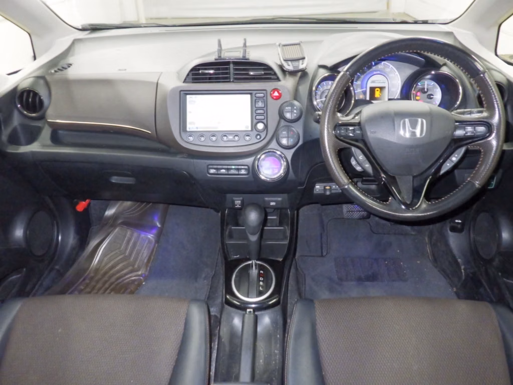 HONDA FIT SHUTTLE