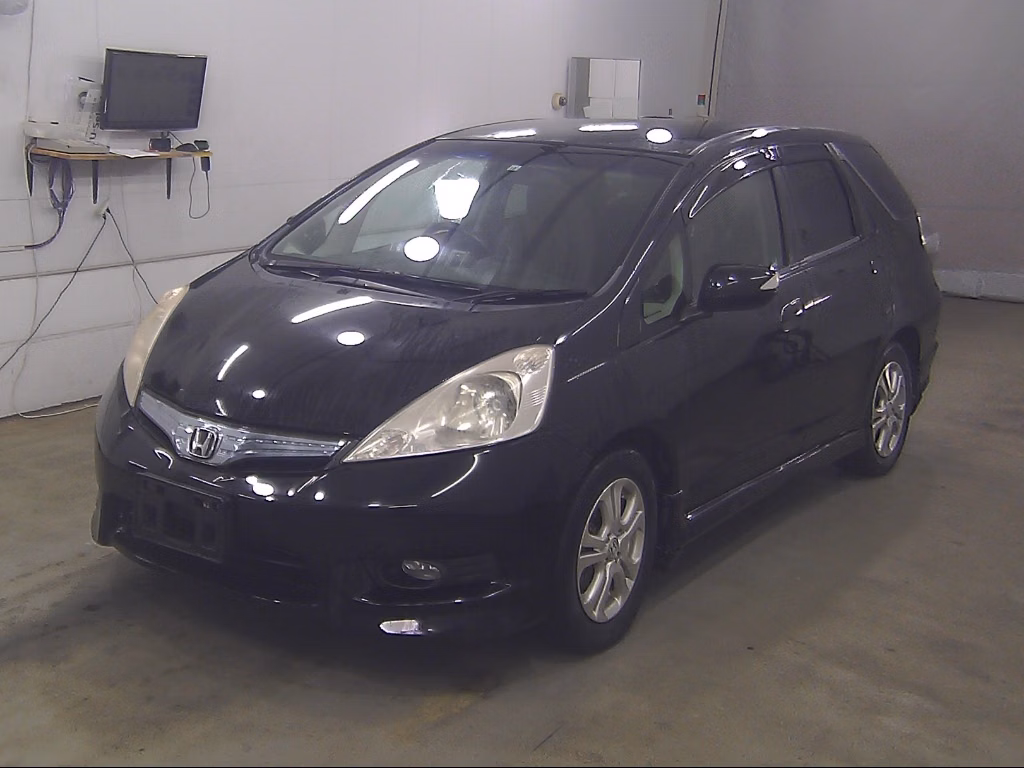 HONDA FIT SHUTTLE