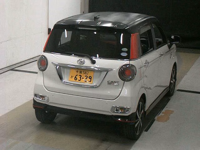 DAIHATSU CAST