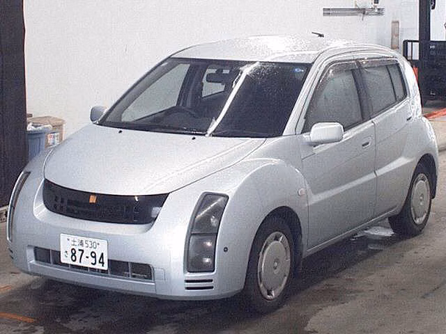 TOYOTA WILL CYPHA