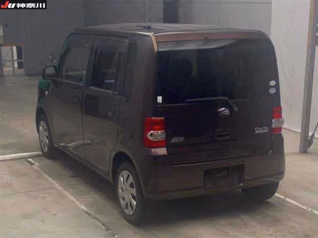 DAIHATSU MOVE CONTE