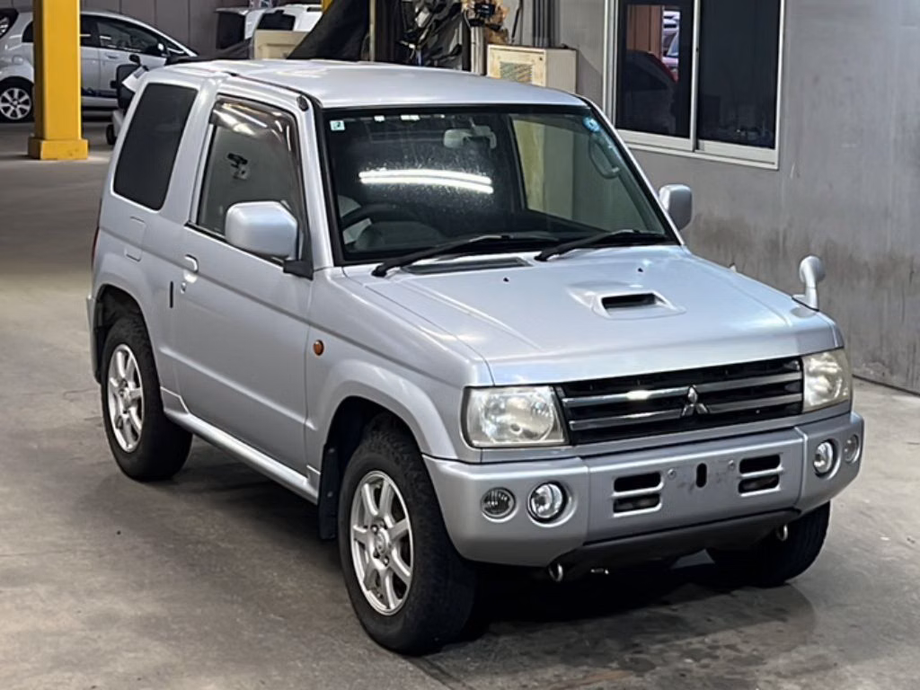 Mitsubishi Pajero Mini