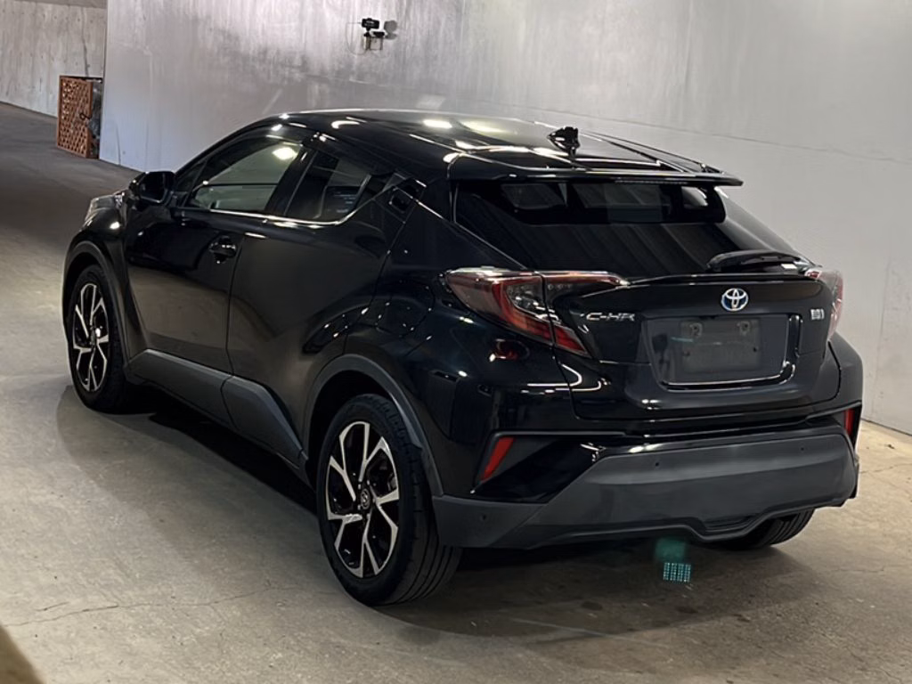 TOYOTA C-HR