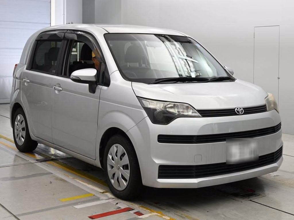 TOYOTA SPADE