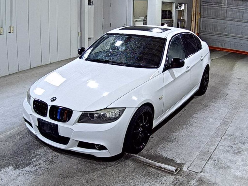 BMW 3-SERIES