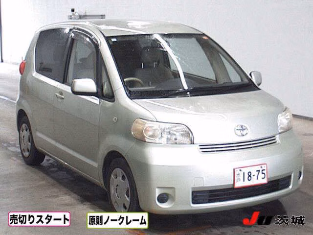 TOYOTA PORTE