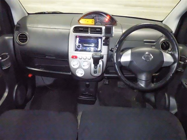 Nissan Otti