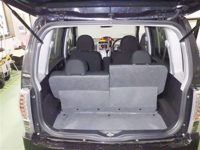 Nissan Otti