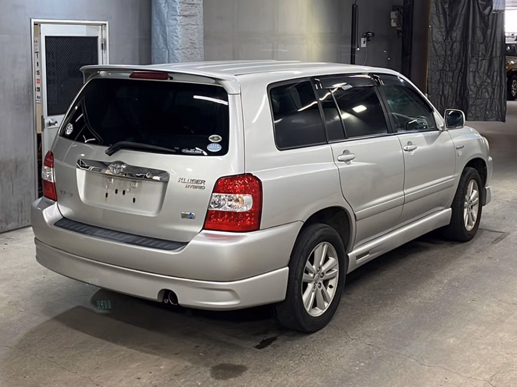 TOYOTA KLUGER V