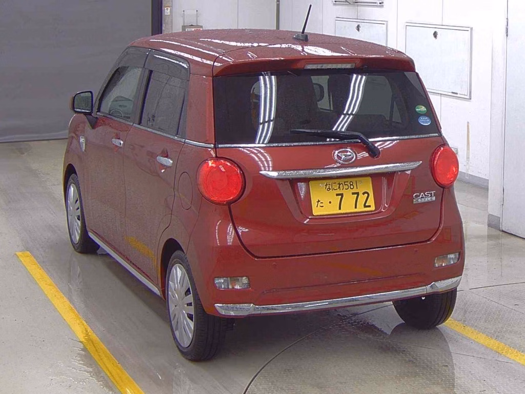 Daihatsu Cast