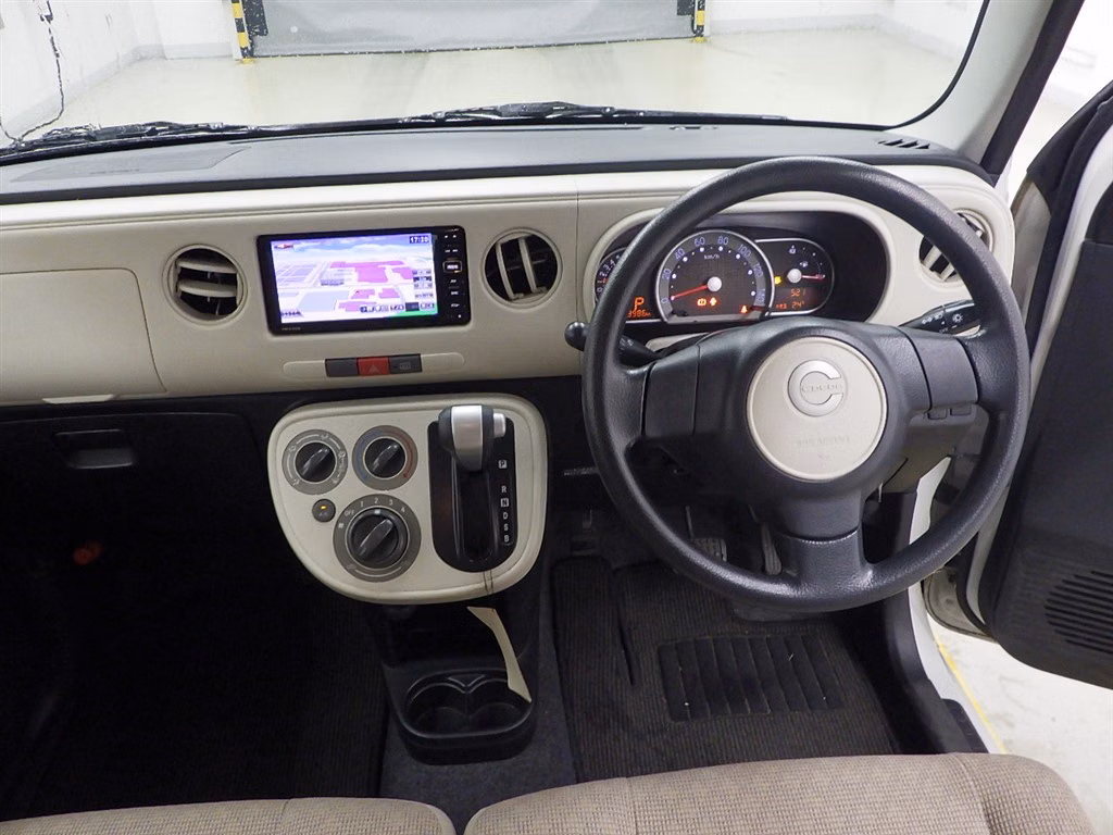 DAIHATSU MIRA COCOA