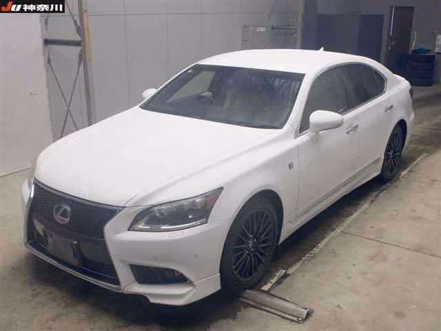 Lexus LS600h
