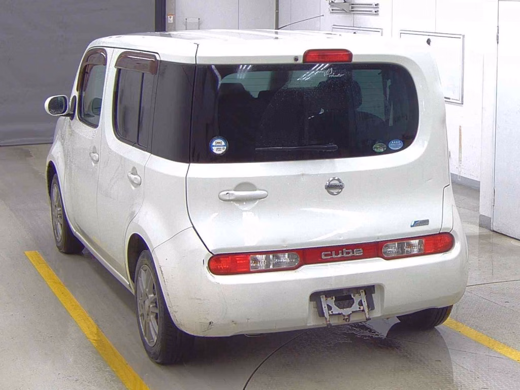 NISSAN CUBE