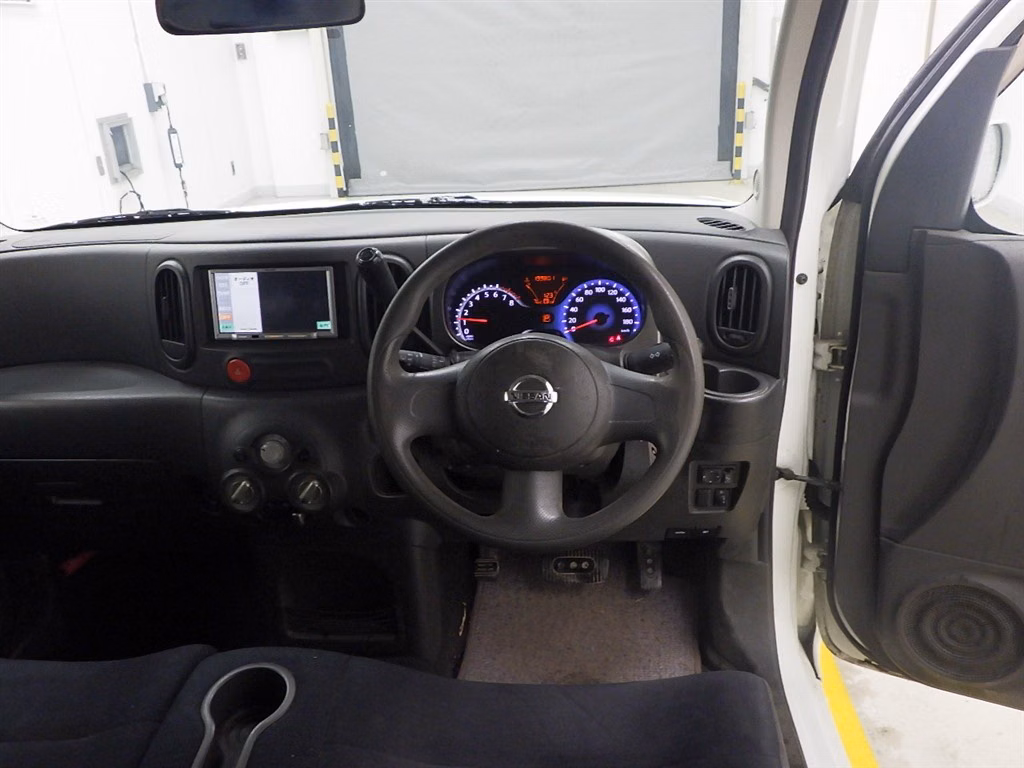 NISSAN CUBE