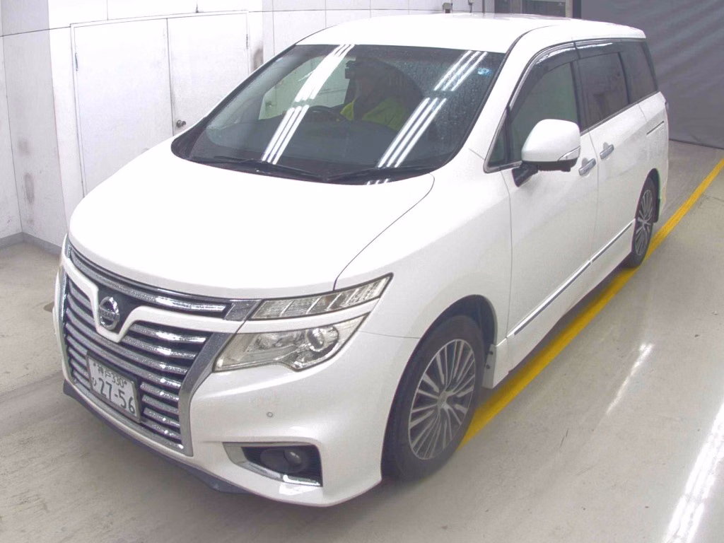 NISSAN ELGRAND