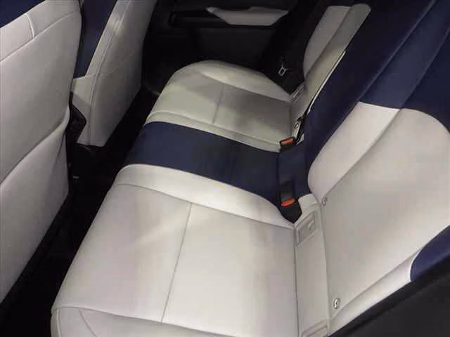 Lexus UX250h